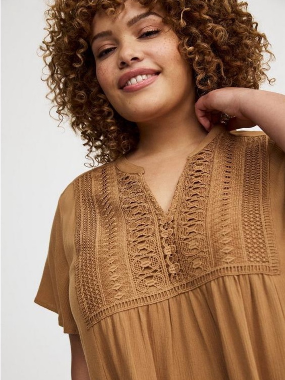 Torrid Crinkle Gauze Flutter Sleeve Top
Size 2X - Picture 2 of 7